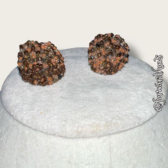 Antique Japan Non-Pierced Seed Bead Clip Earrings - Picture 8 of 10